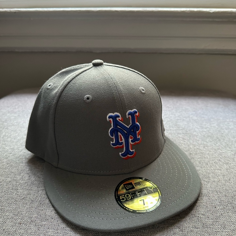 New Era Gray 59FIFTY Fitted Cap
